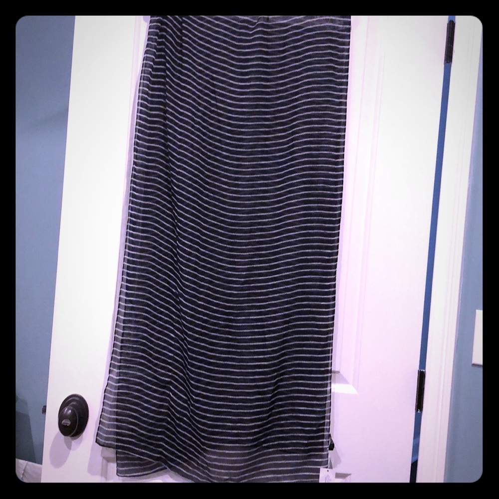Light weight navy and white stripe sheer scarf